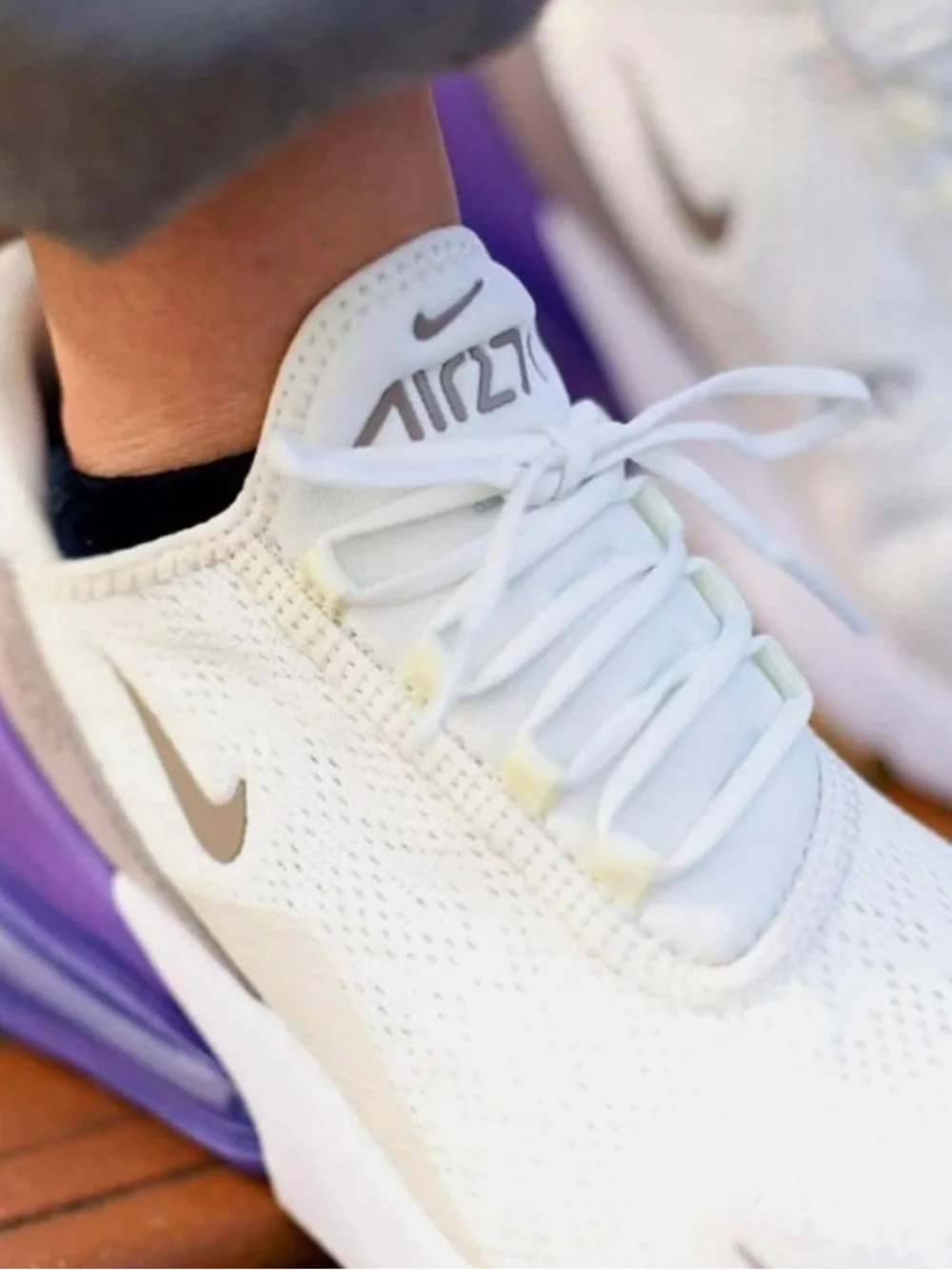 Nike Air Max 270 Women's Athletic Shoes Sail Pumice Space Purple